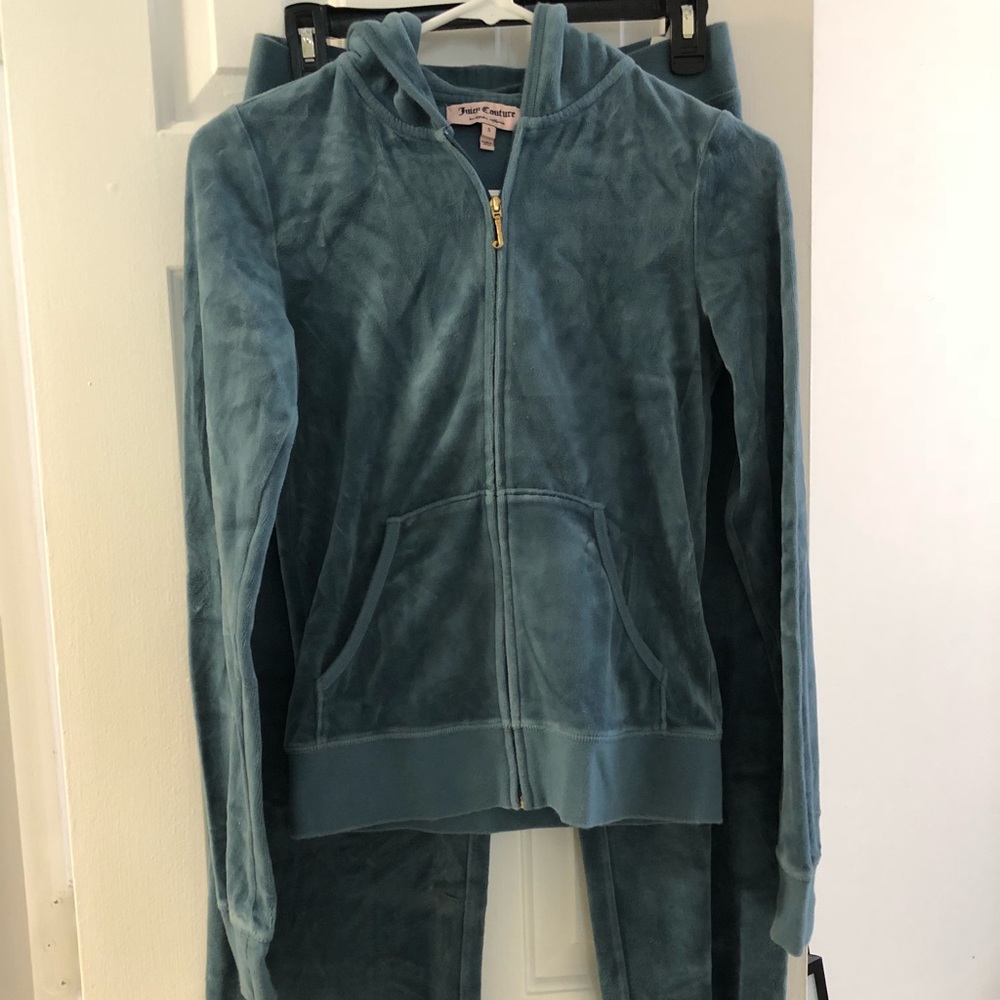 Juicy couture velour track suit - zip
